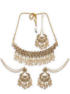 Gold pearl jewellery 3