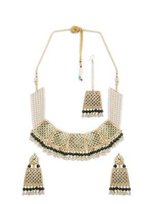 Green pearl jewellery 2