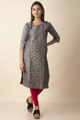 Mihika Cotton Women's Stitched Designed Kurti With Mirror Works 2