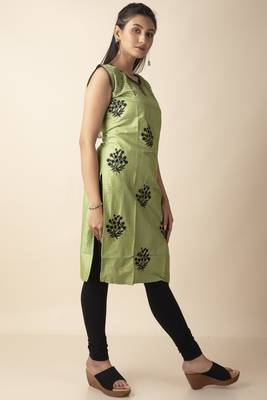 Maira Cotton Women's Embroidery Plant With Flowers Designed Kurti 4