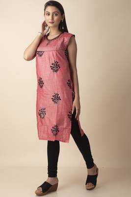 Maira Cotton Women's Embroidery Plant With Flowers Designed Kurti 3