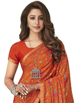 Blood red plain crepe saree with blouse 2