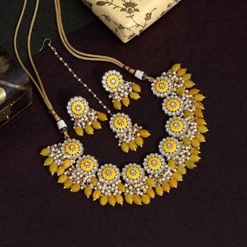 Yellow necklace-sets 1