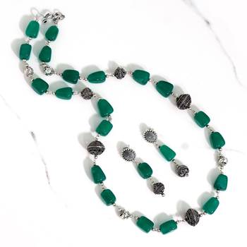 Green necklace-sets 1