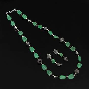 Green necklace-sets 1