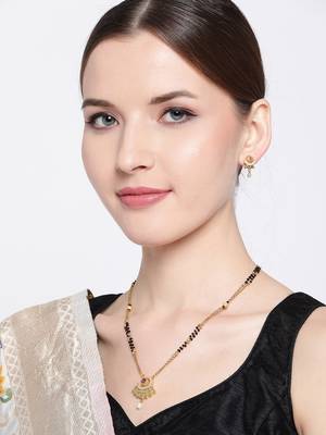 Gold cubic zirconia mangalsutra 1