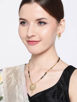 Gold cubic zirconia mangalsutra 1