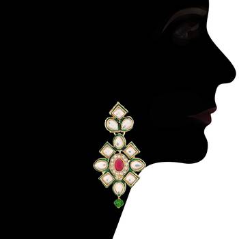 Traditional Choker Set Glided With Kundan & Beads For Girls  4