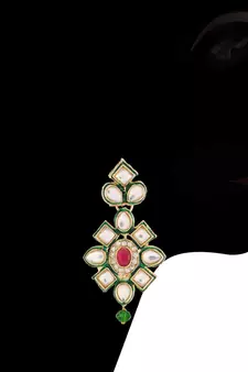 Traditional Choker Set Glided With Kundan & Beads For Girls 