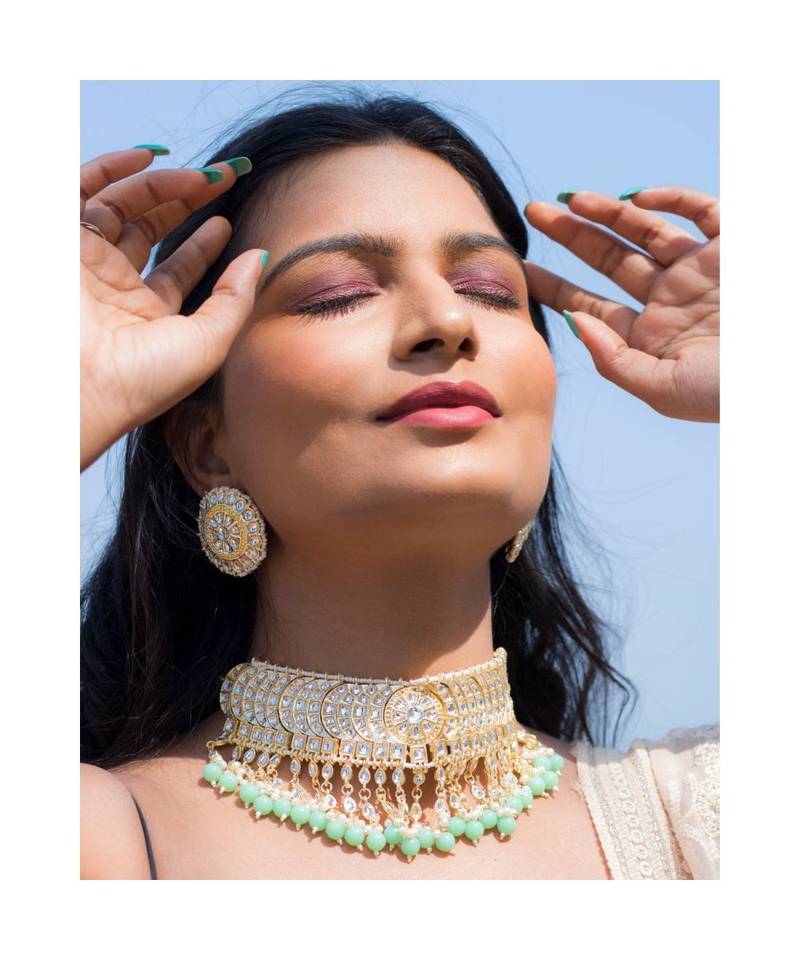 Traditional White Pearl & Kundan Studded Choker Necklace Jewellery Set For Women   