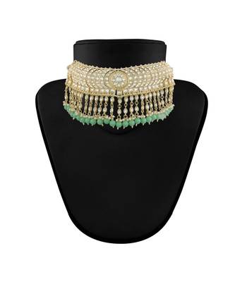 Traditional White Pearl & Kundan Studded Choker Necklace Jewellery Set For Women    5