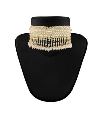 Traditional White Pearl & Kundan Studded Choker Necklace Jewellery Set For Women    5