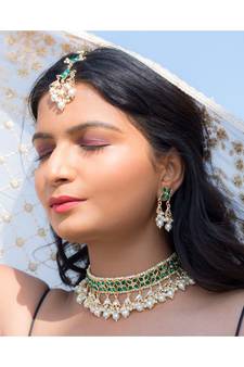 Traditional White Pearl & Kundan Studded Choker Necklace Jewellery Set For Women   (K7211G)
