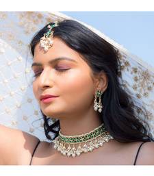 Traditional White Pearl & Kundan Studded Choker Necklace Jewellery Set For Women   