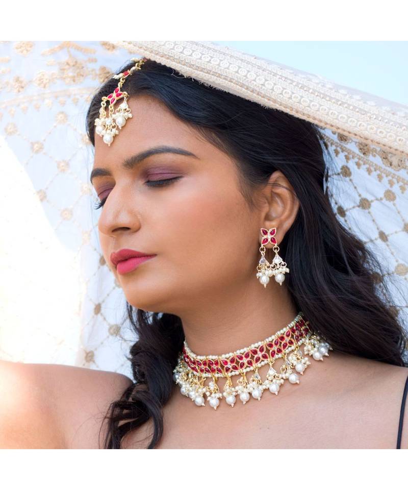 Traditional White Pearl & Kundan Studded Choker Necklace Jewellery Set For Women   