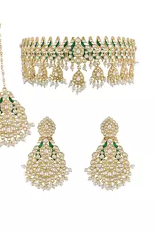 Traditional White Pearl & Kundan Studded Choker Necklace Jewellery Set For Women   