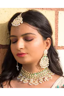 Traditional White Pearl & Kundan Studded Choker Necklace Jewellery Set For Women   