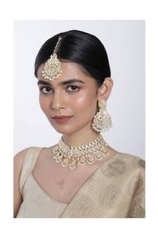 Traditional White Pearl & Kundan Studded Choker Necklace Jewellery Set For Women   (K7212W)