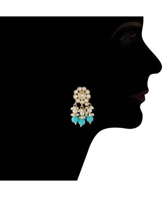 Traditional White Pearl & Kundan Studded Choker Necklace Jewellery Set For Women    5