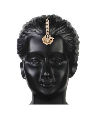 Traditional Kundan Pearl Chandbali Bridal Stylish Maang Tikka for Women  3