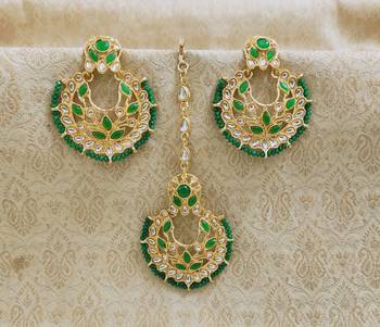 LALSO Stunning Green Kundan Work Earring Maangtika Set - LKTE13_GR 1