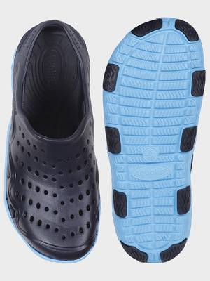 Men's Navy & Blue Regular Wear clogs has regular styling 4
