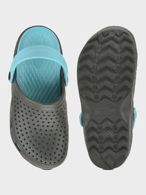 Men's Grey & Green Regular Wear clogs has regular styling 4