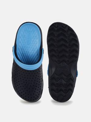 Men's Navy & Blue Regular Wear clogs has regular styling 4