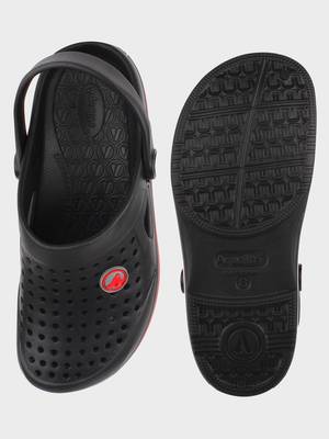 Men's Black & Grey Regular Wear clogs has regular styling 4