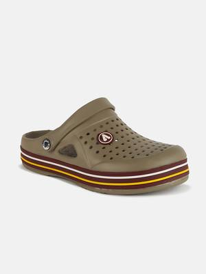 Men's Khaki & Brown Regular Wear clogs has regular styling 1
