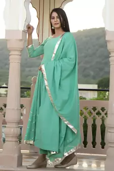 Green embroidered cotton kurta-suits