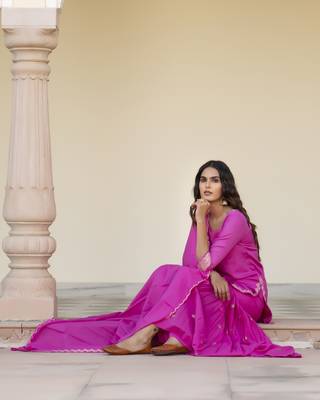 Magenta embroidered cotton kurta-suits 2