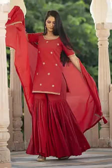 Red embroidered cotton kurta-suits