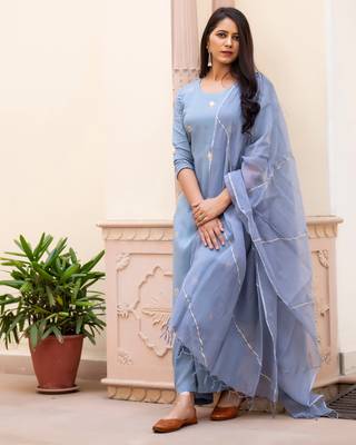 Blue embroidered cotton kurta-suits 2