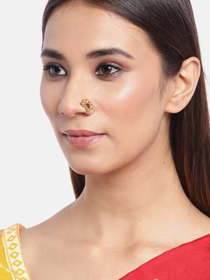 Gold crystal nose-ring 3