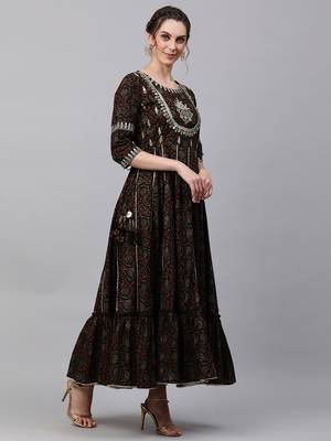 Indo Era Black Floral  Print Flaired Anarkali Kurta 3