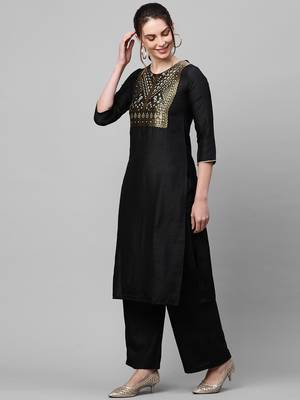 Indo Era Black Solid Straight Kurta 3