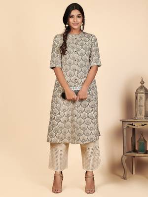 Vbuyz Women's Printed A Line Cotton Grey Stitched Kurta With Multiple Slit 2