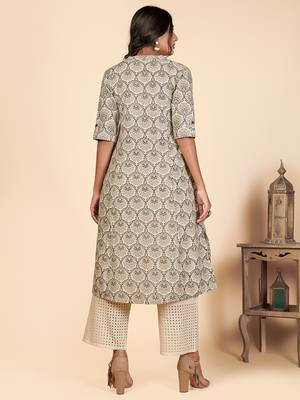 Vbuyz Women's Printed A Line Cotton Grey Stitched Kurta With Multiple Slit 3