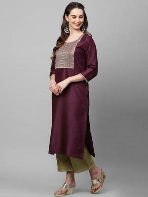 Indo Era Wine Solid Straight Kurta 4