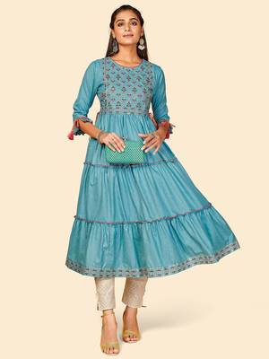 Vbuyz Women's Embroidered Anarkali Yarn Dyed Sky Blue Stitched Kurta 8