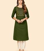 Vbuyz Women's Embroidered Straight Cotton Green Stitched Kurta