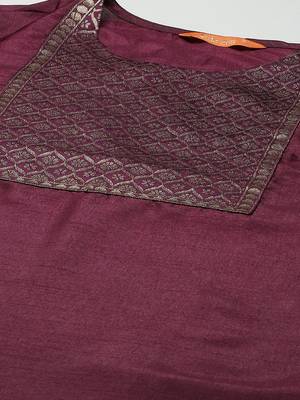 Indo Era Wine Solid Straight Kurta 5