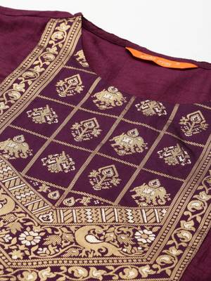 Indo Era Wine Solid Straight Kurta 5