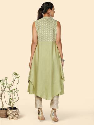 Vbuyz Women's Chikankari Anarkali Cotton Pista Stitched Kurta With Shrug 3