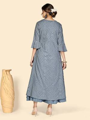 Vbuyz Women's Bandhi & Embroidered Anarkali Cotton Grey Stitched Kurta With Shrug 3