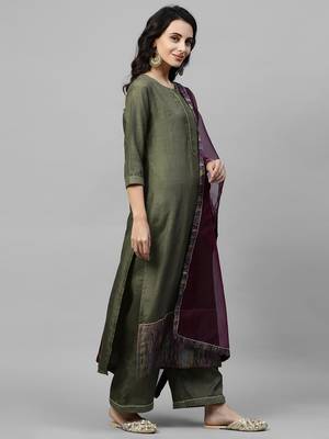 Indo Era Green Solid Straight Kurta Palazzo with Dupatta Sets 4