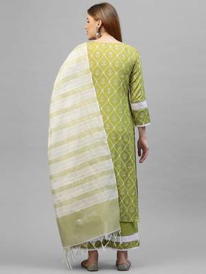 Indo Era Green Floral Printed Straight Kurta with Palazzo Set 2