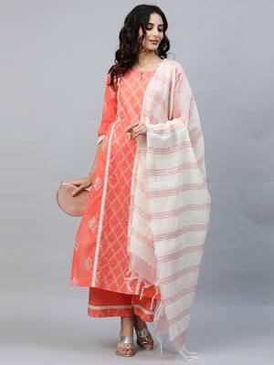 Indo Era Peach Khari Printed Straight Kurta Palazzo with Dupatta Sets 5