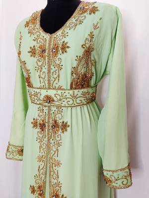 Light Green Moroccan Kaftan	With Sun-proof hijab 2